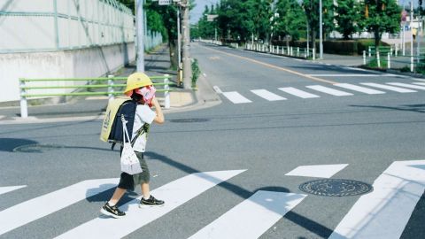 地铁口冷调